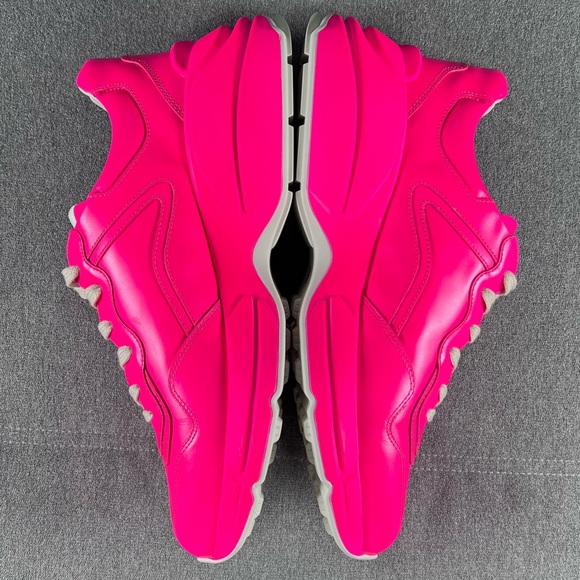 🦩GUCCI RHYTON SNEAKER ‘PINK FLUO’🦩 - Picture 3 of 13